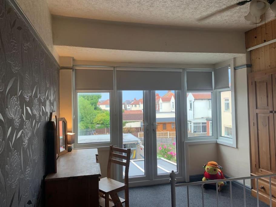 Family Holiday Home Blackpool Esterno foto