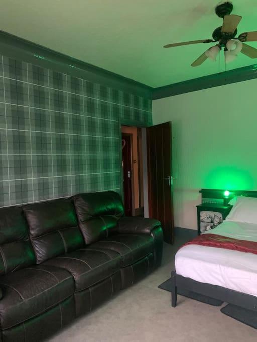 Family Holiday Home Blackpool Esterno foto