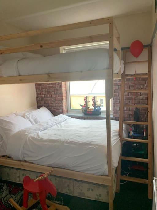 Family Holiday Home Blackpool Esterno foto
