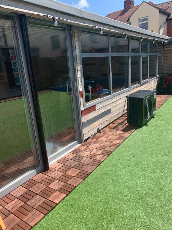 Family Holiday Home Blackpool Esterno foto